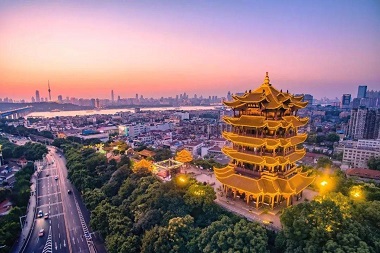 你好！四月！